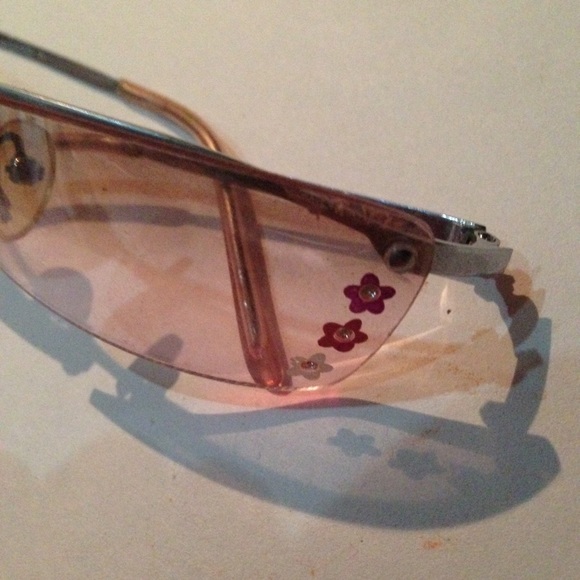 Pink sunglasses - Picture 2 of 2