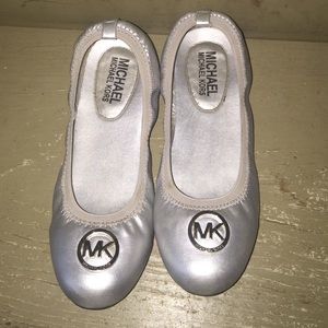 Michael kors flats