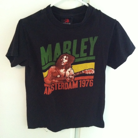 Bob Marley shirt.