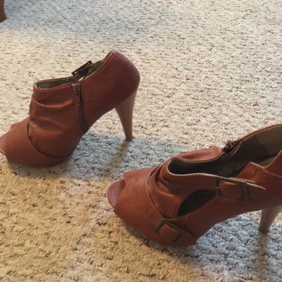 Open toe heels