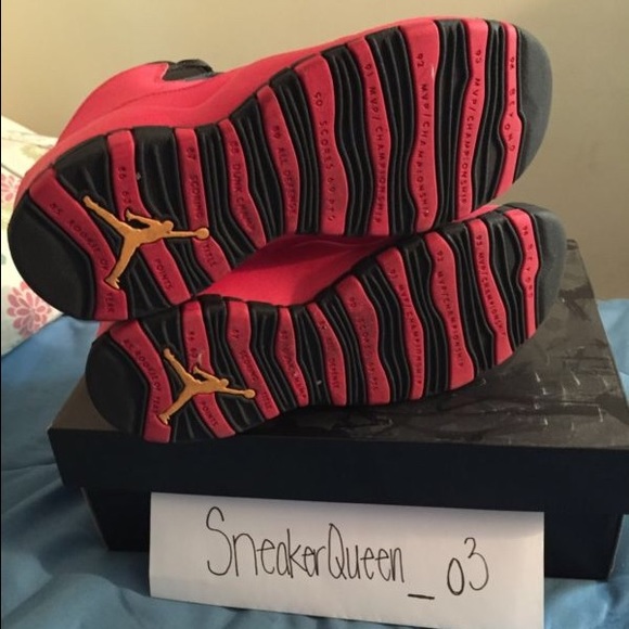 Nike Air Jordan Retro 10 - Picture 4 of 4