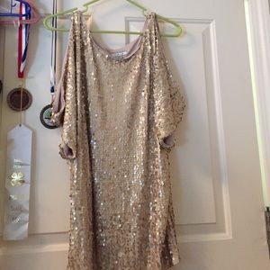 Open shoulder gold sequin top