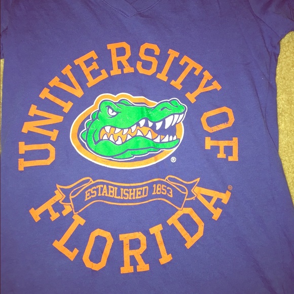 University of Florida (UF) Gators t shirt
