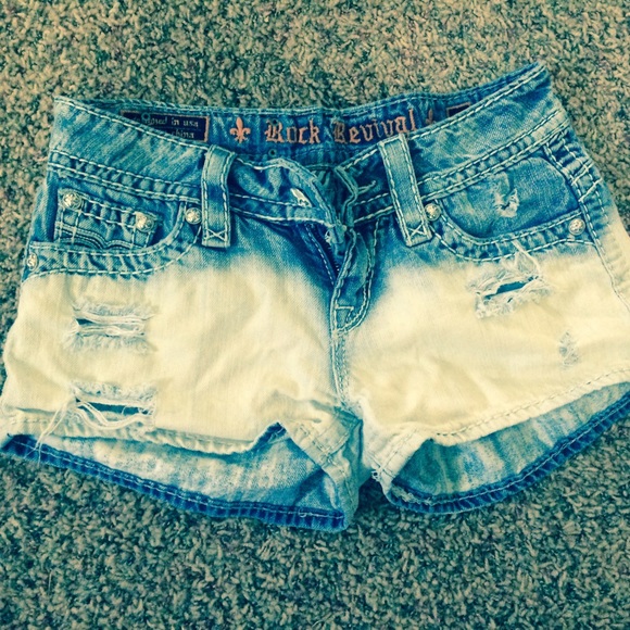 Rock Revival shorts ❤️