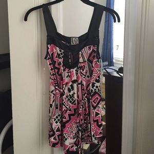 Pink and black keyhole dressy tank