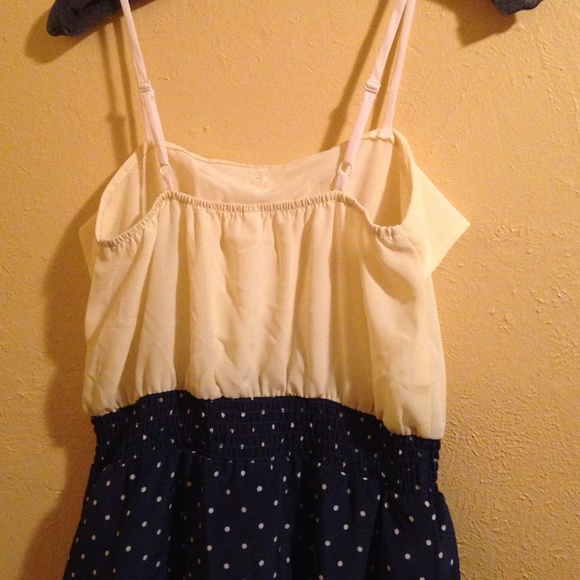 Dress - Picture 4 of 4