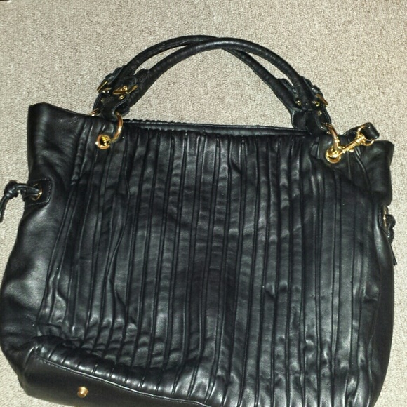 Black hand bag