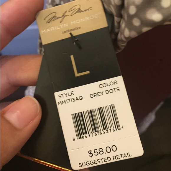 ***SOLD***Nightie + Robe Intimates Set - Picture 4 of 4