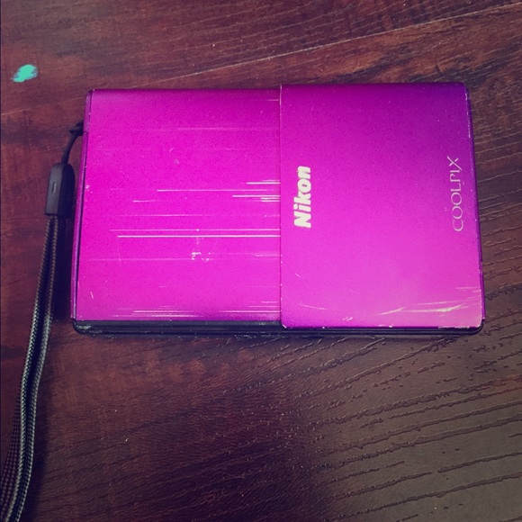 Nikon Touch screen camera