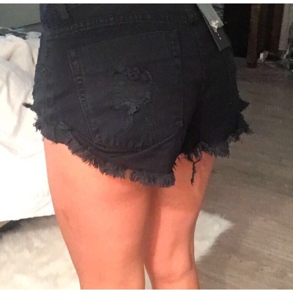 • SOLD • Black Strapless Dress M - Picture 4 of 4