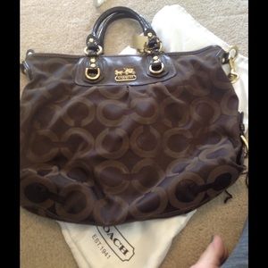 Coach Hobo satchel Crossbody Bag!