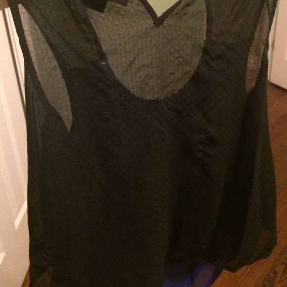 Black and blue shirt - Picture 3 of 4