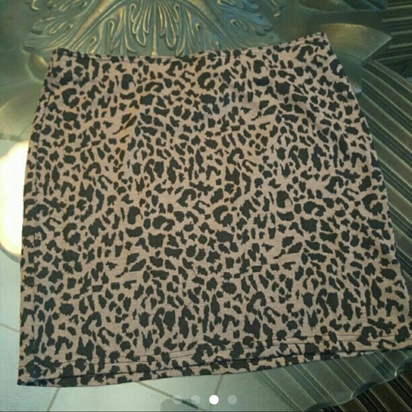 Cheetah mini skirt
