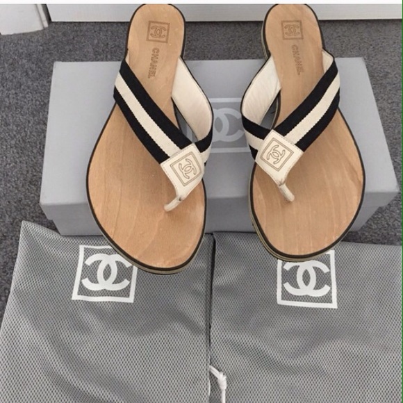 🚫sold🚫Unique - Chanel authentic flip flops