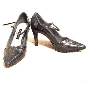 Grey Dana Buchman heels
