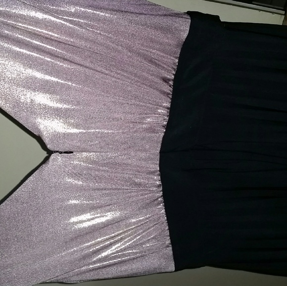 Sold in bundle. Stylish black and golden dress. - Picture 2 of 4