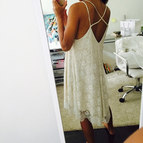 🎀LACE DRESS🎀 - Picture 2 of 4