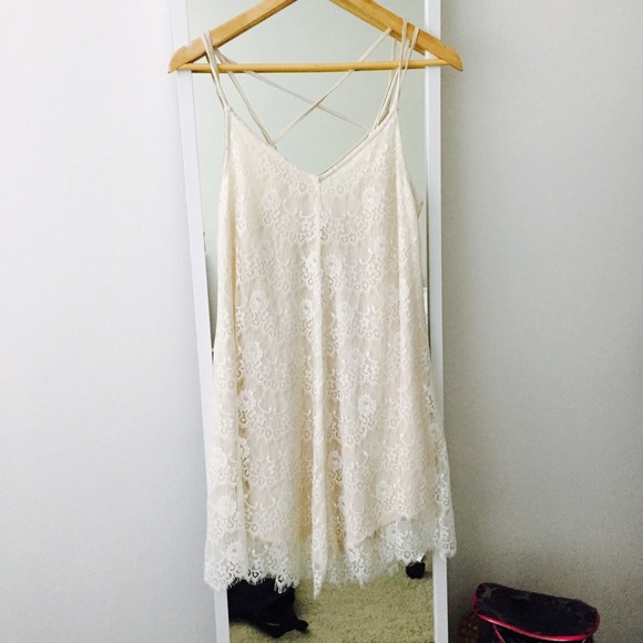 🎀LACE DRESS🎀 - Picture 3 of 4