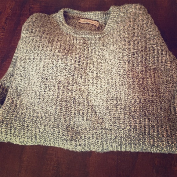 Abercrombie and Fitch Sweater