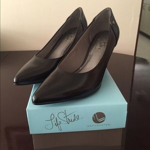 Life stride Heels