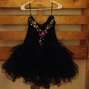 Sherri Hill size 6 prom dress