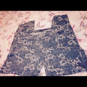 🔴👖Cato floral gray Jeans👖🔴