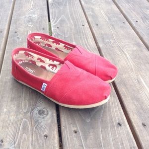 Classic Red Toms