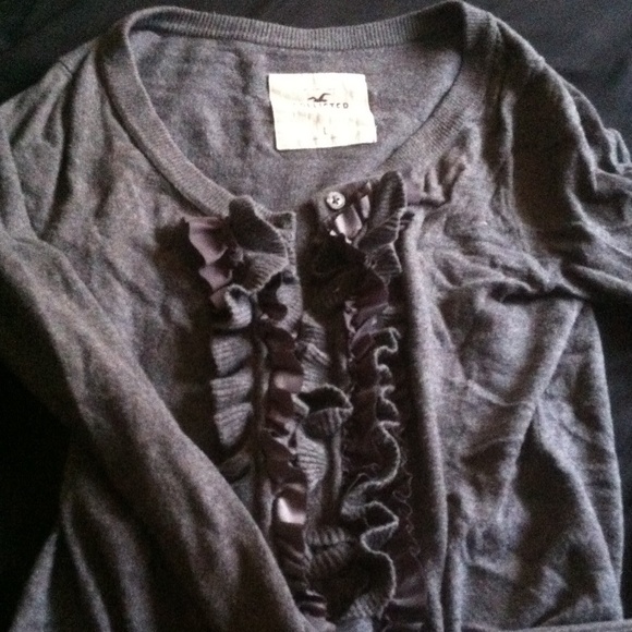 Hollister sweater