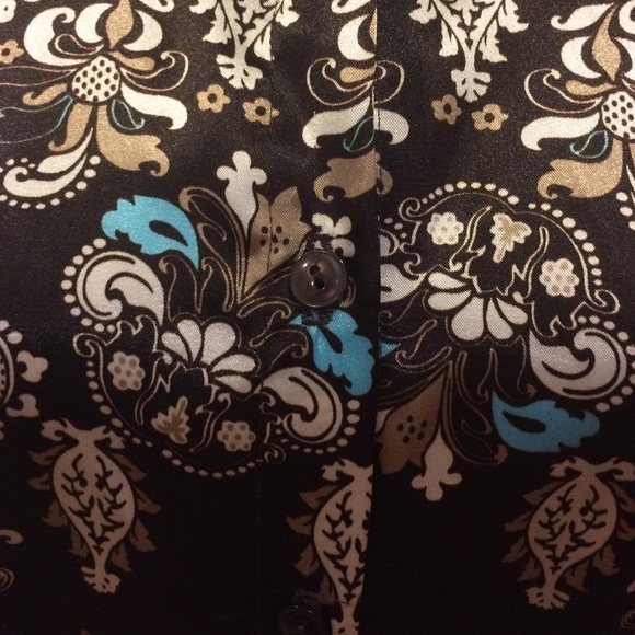 Top - Picture 2 of 3