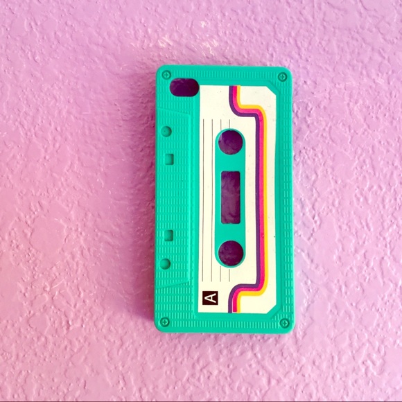 iPhone 4/4s cassette-style case - Picture 1 of 1