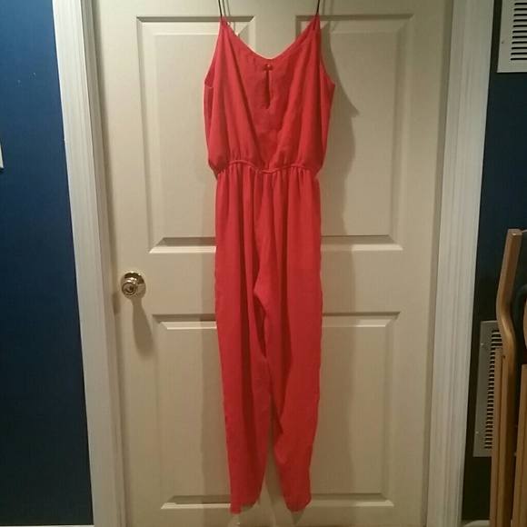 Jumper - Picture 2 of 2
