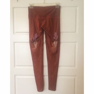 NWOT Brown Teeki Leggings