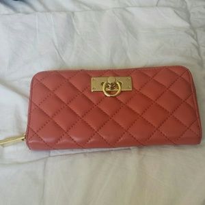 Vince Camuto Quilted Zipper Wallet