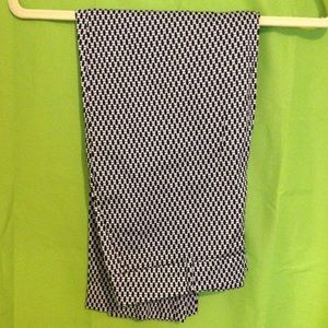 George pants w/ Geometric black and white pattern