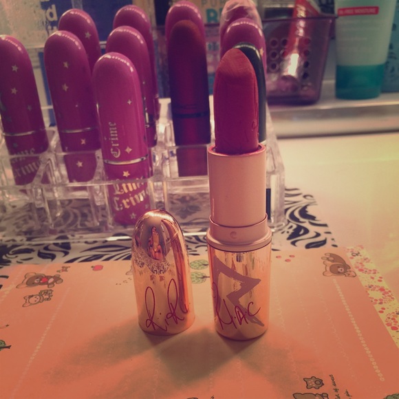 Mac limited edition retro matte riri woo lip stick