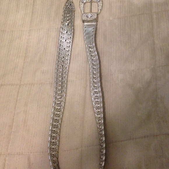 Sliver diamond belt