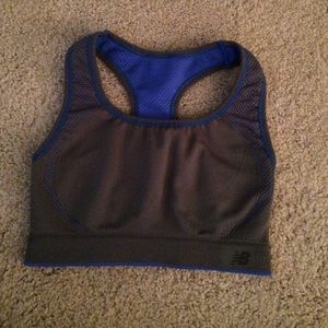 Reversible sports bra