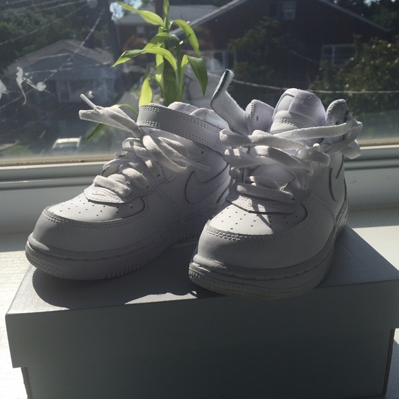 AIR FORCE ONE'S BUNDLE