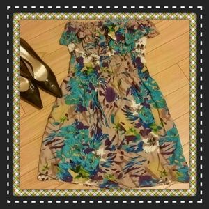 Ruffled ° strapless ° dress