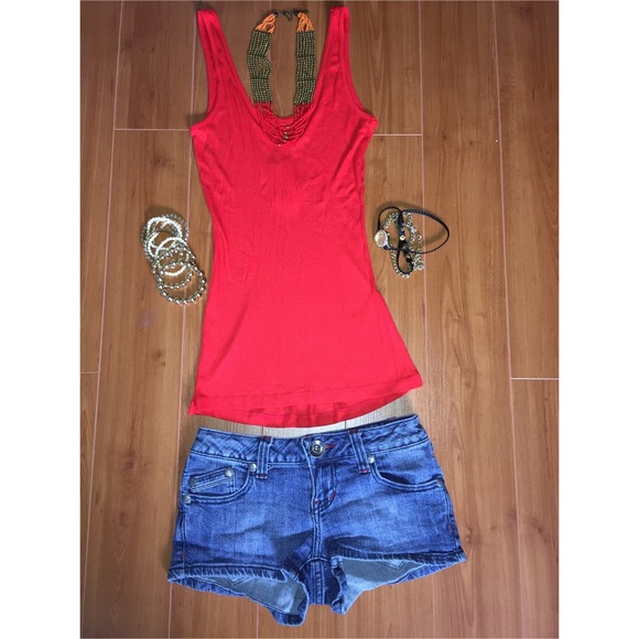🆕 H&M Red Top - Picture 4 of 4