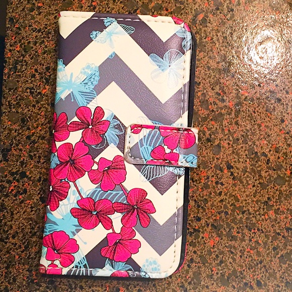 NWOT iPhone 5/5s case