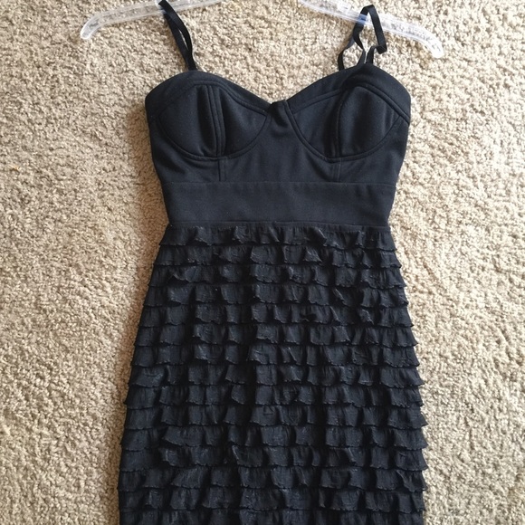 Size small - Picture 2 of 3