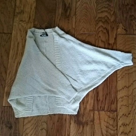 Sweater - Picture 2 of 2