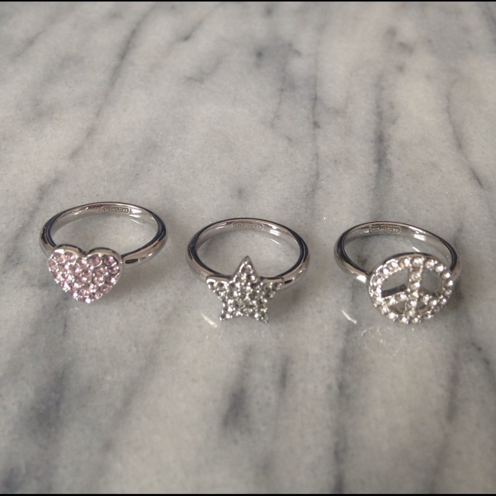 Coach rings 🌸 - Picture 2 of 4