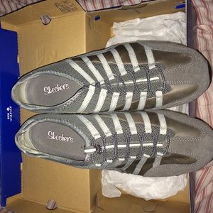 Sketchers biker/running shoes