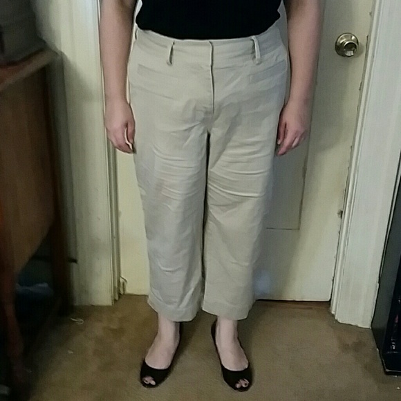 Capri pants