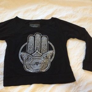 Long-sleeve Graphic Hamsa Top