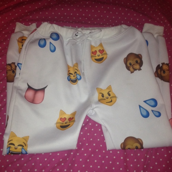 Emoji Joggers 😼😻😹👅💦🙊