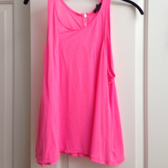 pink shirt