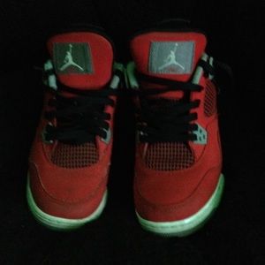 Jordan toro 3 dead stock no soles and are size 6.5